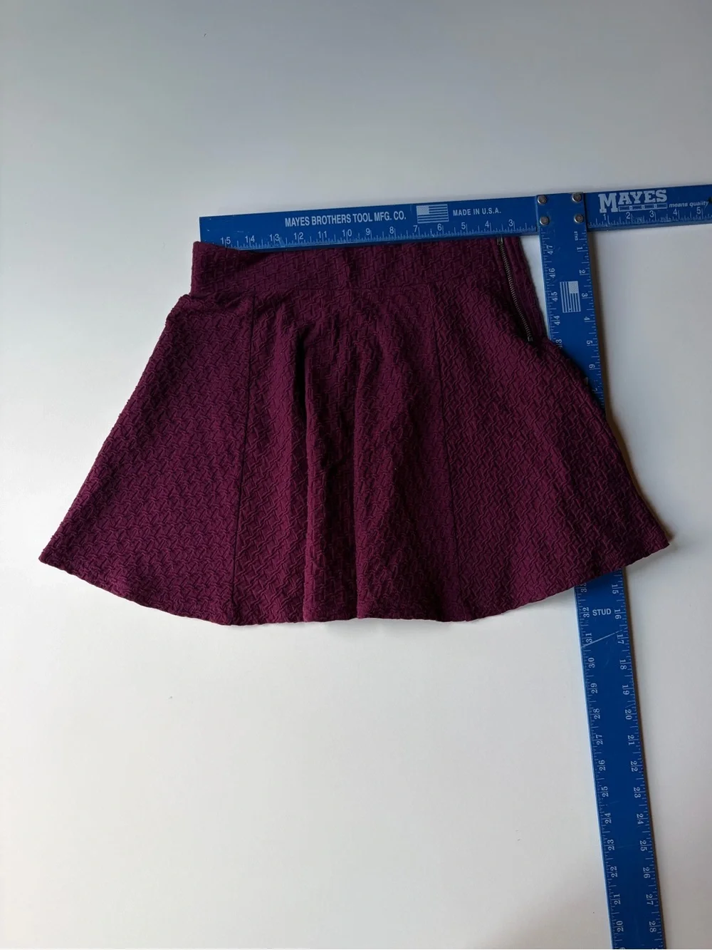 Women's Textured Midi Skirt in Deep Plum